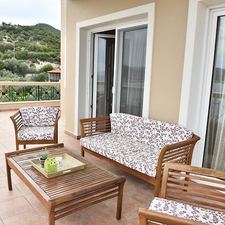 Palio Suites Palaiontsiflikion Exterior photo