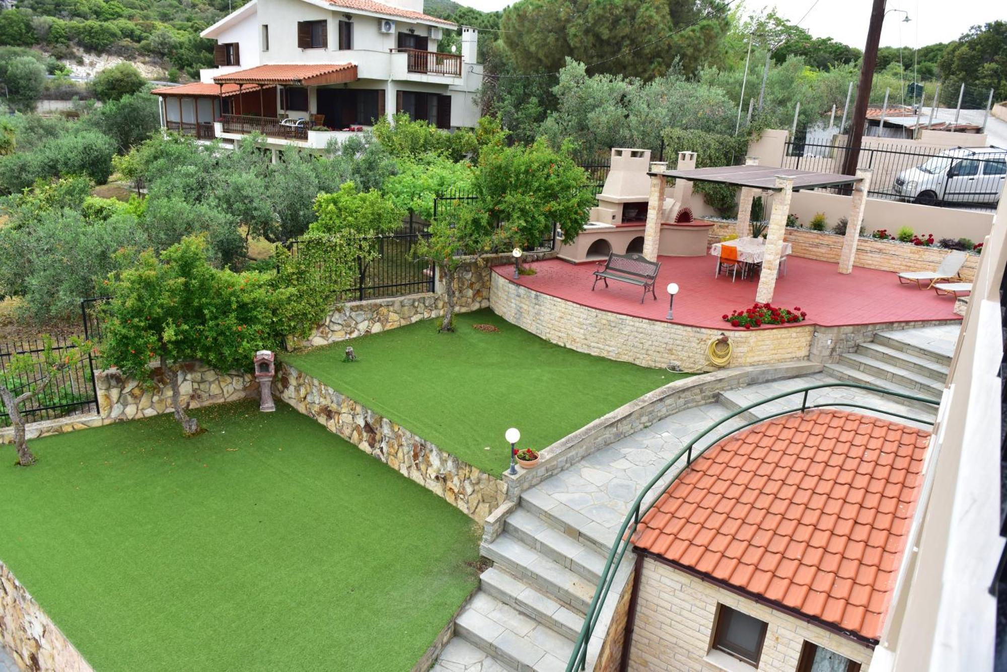 Palio Suites Palaiontsiflikion Exterior photo