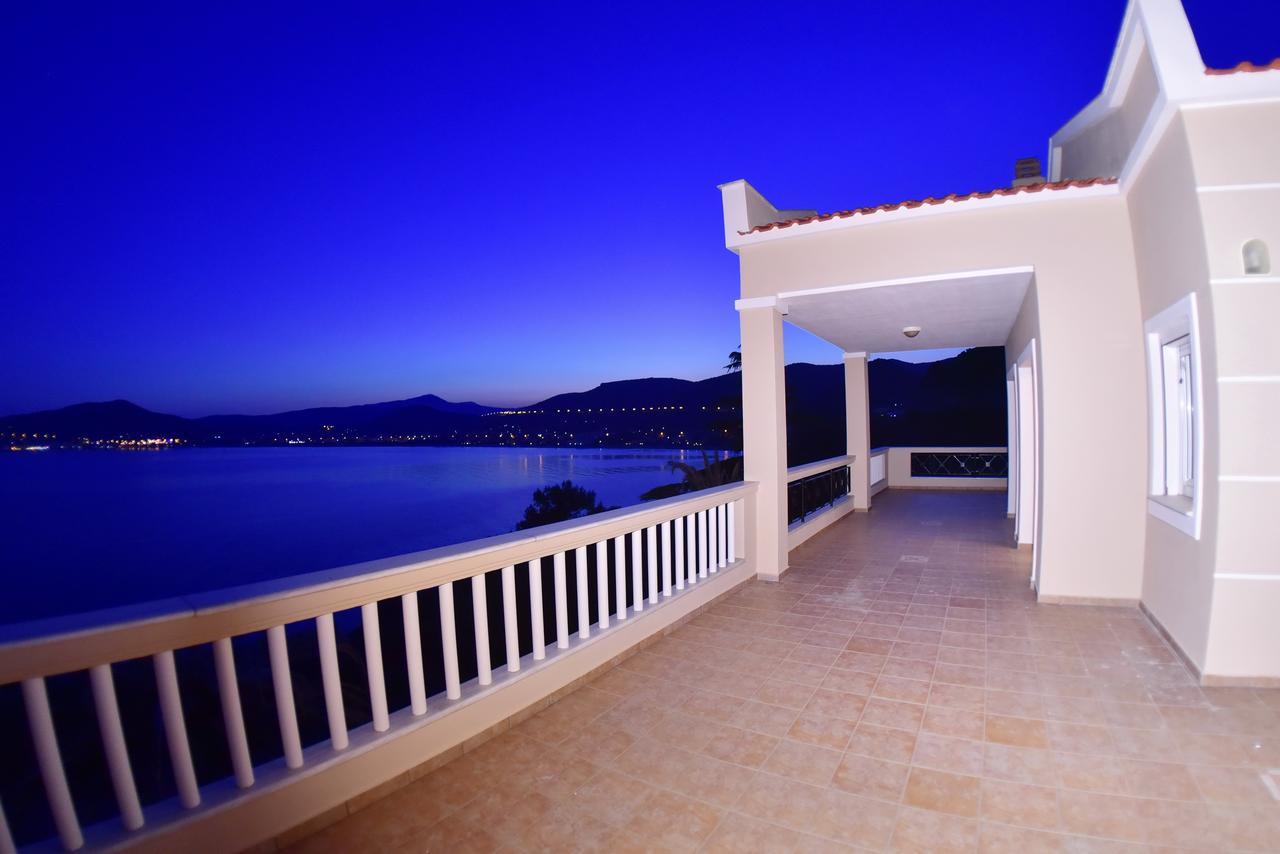 Palio Suites Palaiontsiflikion Exterior photo