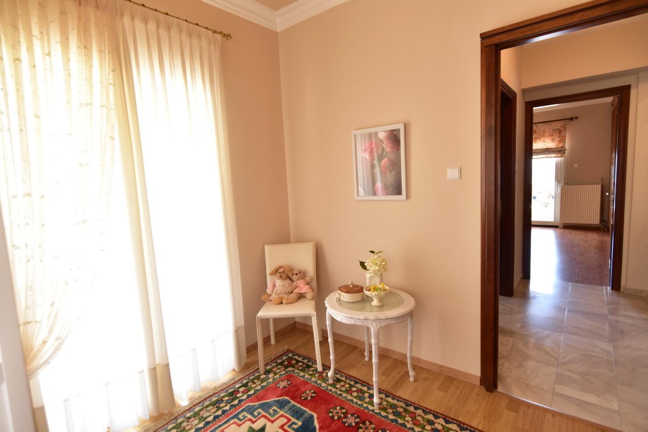 Palio Suites Palaiontsiflikion Exterior photo